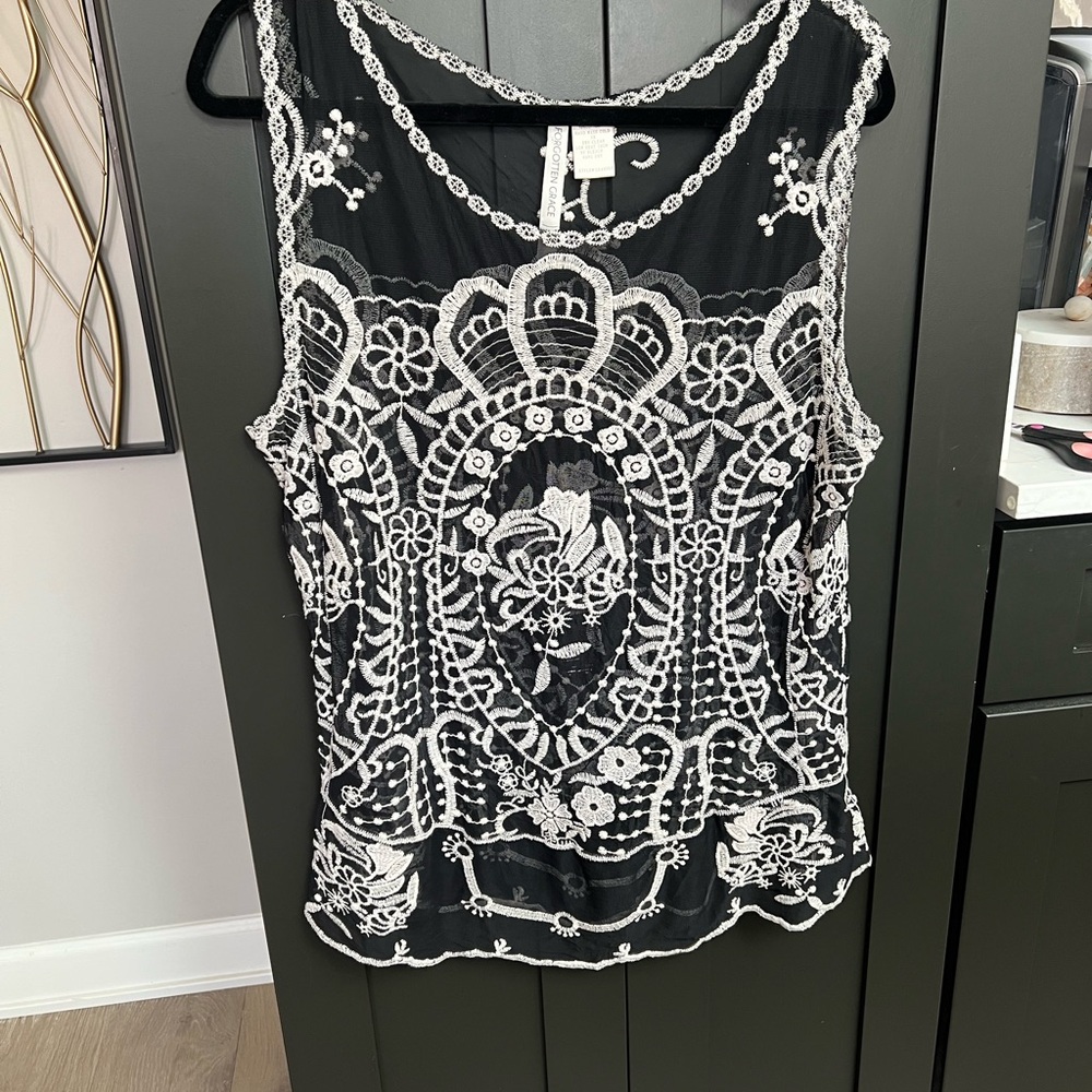Elegant Black and White Lace Top